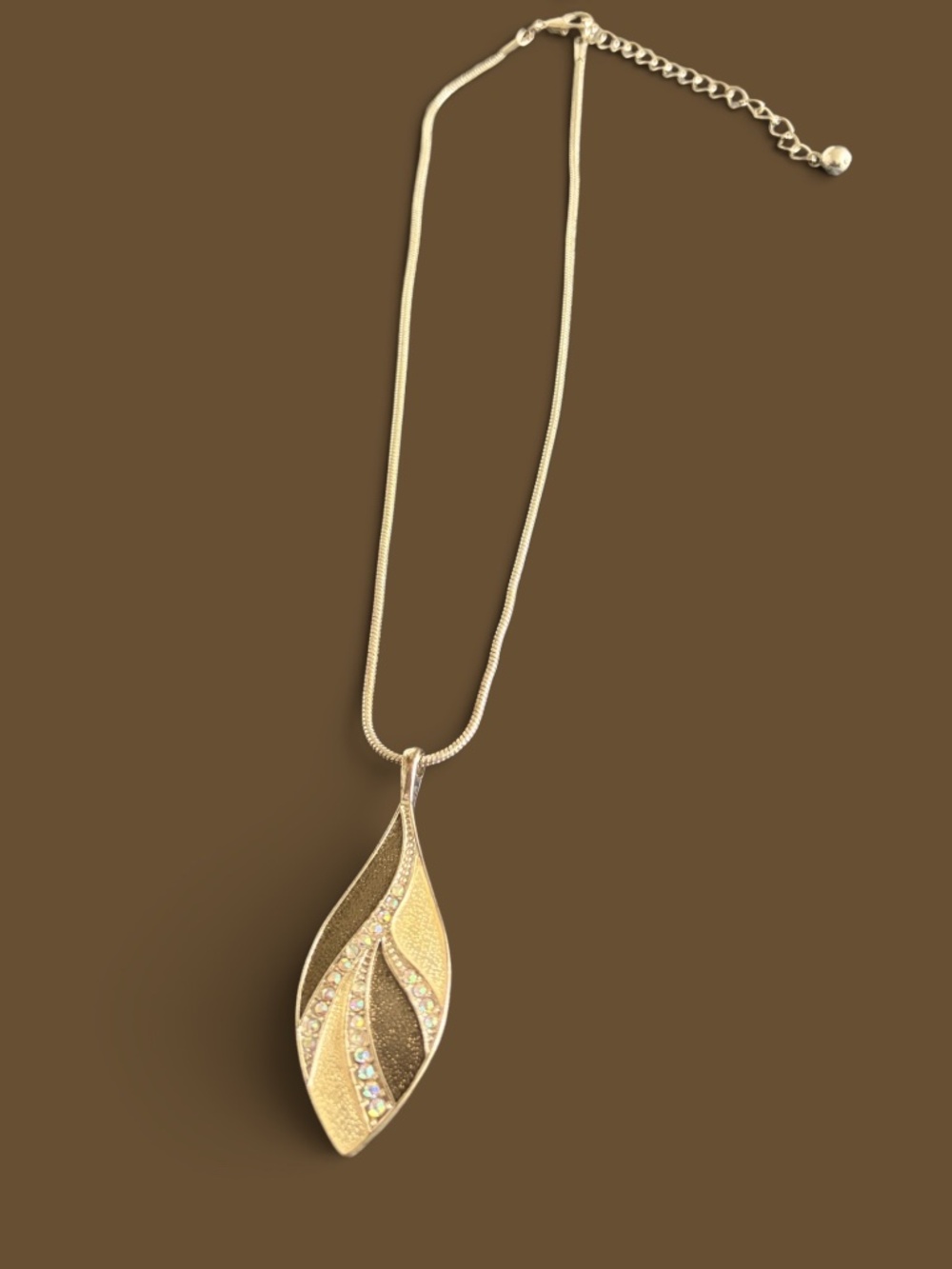 Silver Tone Leaf Necklace